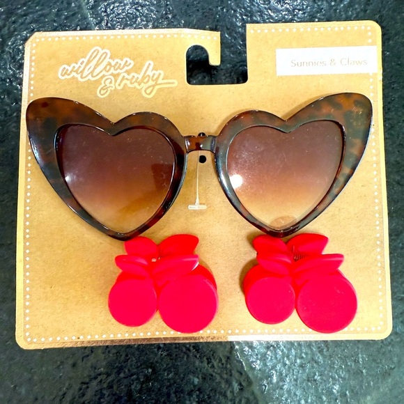Willow & Ruby Kid's Fun Sunglasses with Hair Clip Set for Girls - Picture 1 of 5